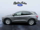 Used 2022 Ford Escape SE w/ Cold Weather Package image 3