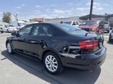 Used 2015 Volkswagen Jetta SE image 4