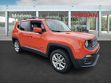 Used 2015 Jeep Renegade Latitude w/ Cold Weather Group image 2