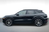 Certified 2024 Porsche Cayenne image 2
