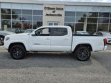 Used 2023 Toyota Tacoma SR5 w/ Technology Package image 3