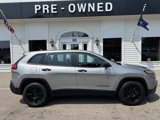 Used 2015 Jeep Cherokee Sport image 4