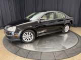 Used 2010 Volkswagen Jetta SEL image 2