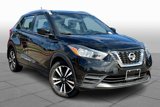 Used 2020 Nissan Kicks SV image 2