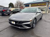 Used 2024 Hyundai Elantra SEL image 3