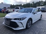 Used 2019 Toyota Avalon XLE w/ Moonroof Package image 2