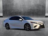 Used 2018 Toyota Camry SE image 3