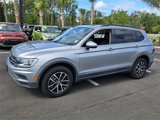 Used 2021 Volkswagen Tiguan SE image 2