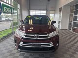 Used 2017 Toyota Highlander Plus image 2