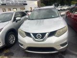Used 2014 Nissan Rogue SV w/ SV Moonroof Package image 2