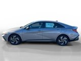 New 2025 Hyundai Elantra SEL image 2