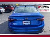 Used 2022 Volkswagen Jetta SE image 6