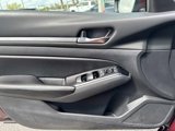 Used 2023 Nissan Altima 2.5 SV image 5