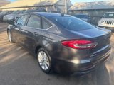 Used 2019 Ford Fusion SE image 5