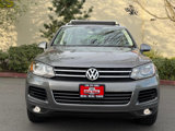 Used 2012 Volkswagen Touareg VR6 image 2