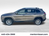 Used 2019 Jeep Cherokee Latitude w/ Cold Weather Group image 4