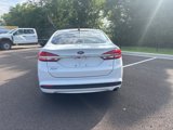 Used 2017 Ford Fusion SE w/ Fusion SE Technology Package image 4