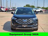 Used 2024 Ford Edge Titanium image 3