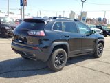 Used 2023 Jeep Cherokee Trailhawk image 3