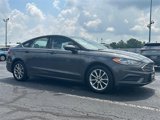 Used 2017 Ford Fusion SE image 2
