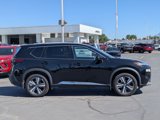 Used 2021 Nissan Rogue SL image 2