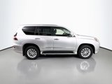 Used 2018 Lexus GX 460 image 4