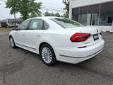 Used 2017 Volkswagen Passat 1.8T SE image 4