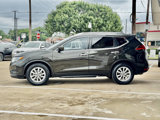 Used 2017 Nissan Rogue SV image 6