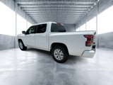 Used 2023 Nissan Frontier SV image 6