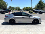 Used 2019 Toyota Camry SE image 3