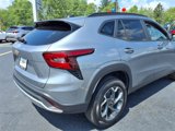 Used 2024 Chevrolet Trax LT w/ Driver Confidence Package image 5