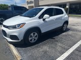 Certified 2022 Chevrolet Trax LT w/ LT Convenience Package image 3