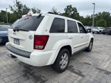Used 2010 Jeep Grand Cherokee Laredo image 4