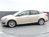 Used 2017 Ford Focus SE w/ Cold Weather Package image 4