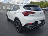Used 2024 Buick Encore GX Sport Touring image 3