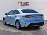 Used 2022 Toyota Corolla LE image 3