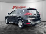 Used 2019 Nissan Rogue SV image 3
