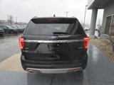 Used 2017 Ford Explorer XLT w/ Equipment Group 202A image 5