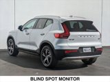Used 2025 Volvo XC40 B5 Core image 3