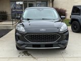 Used 2021 Ford Escape SE w/ Cold Weather Package image 2