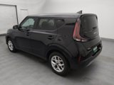 Used 2023 Kia Soul LX w/ LX Technology Package image 3