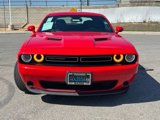 Used 2022 Dodge Challenger SXT image 2