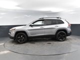 Used 2017 Jeep Cherokee Limited image 6