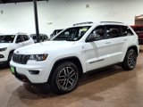 Used 2020 Jeep Grand Cherokee Trailhawk image 3