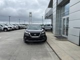 Used 2022 Nissan Rogue SV image 2