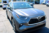 Used 2023 Toyota Highlander XLE image 2