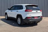 Used 2017 Jeep Cherokee Sport image 5
