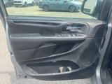 Used 2018 Dodge Grand Caravan SE image 5