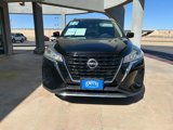 Used 2022 Nissan Kicks SV image 2