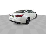 Used 2022 Nissan Altima 2.5 SR image 3